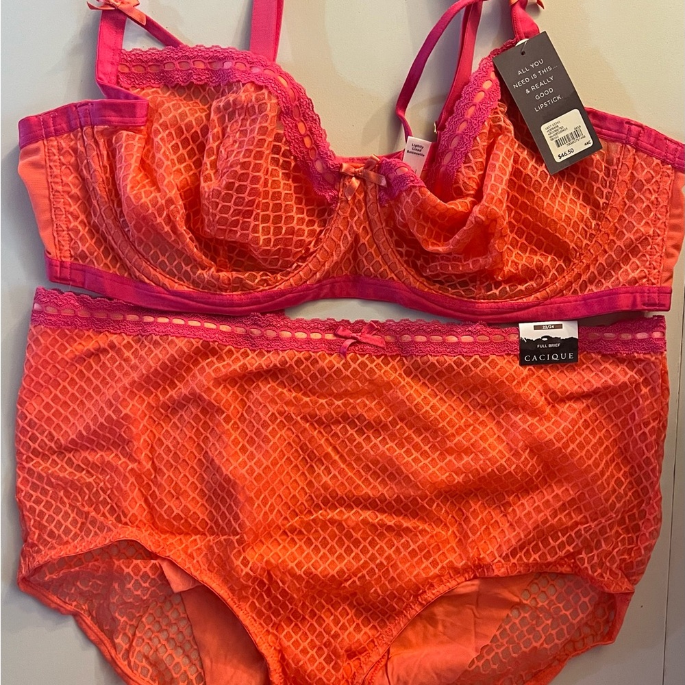 Cacique 44C & 22/24 Vibrant Orange and Pink Lace Bra Set NWT